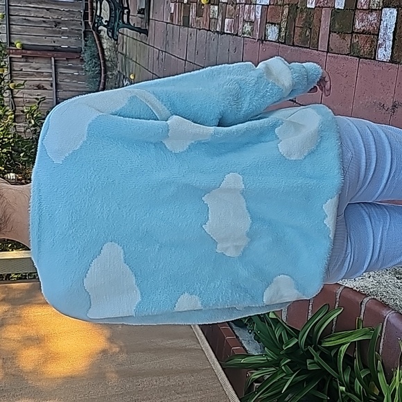 Cloud sweater OVERSIZED - Picture 2 of 5